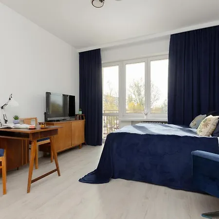 Beautiful Grochowska Studio With Balcony By Renters Apartment