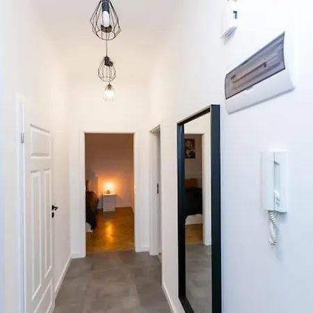Apartment Cozy, Fully Equipped In Mokotow District *