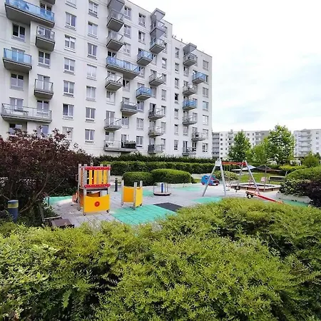 Modern, Spacious With Garage And Balcony * Warsaw