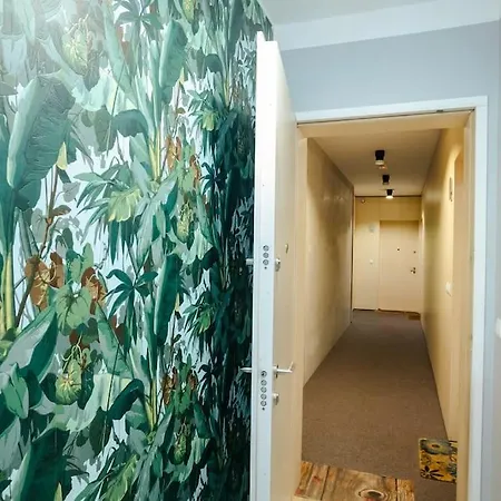 Apartment Modern, Spacious With Garage And Balcony Warsaw