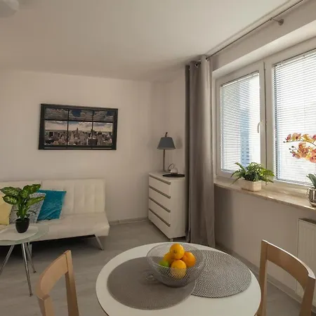 Apartment Ac And Fast Wifi Modern Big Emilii Plater 55