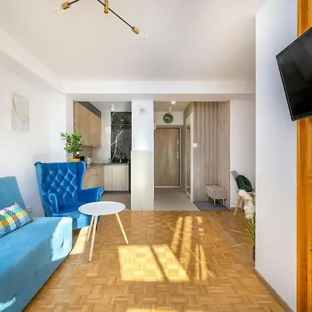 Ecru Inflancka Modern With Balcony Wwa47 * Warsaw