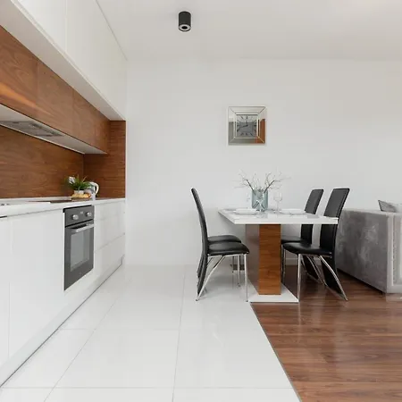 Apartament Silver Glam In Wilanow By Renters Warszawa