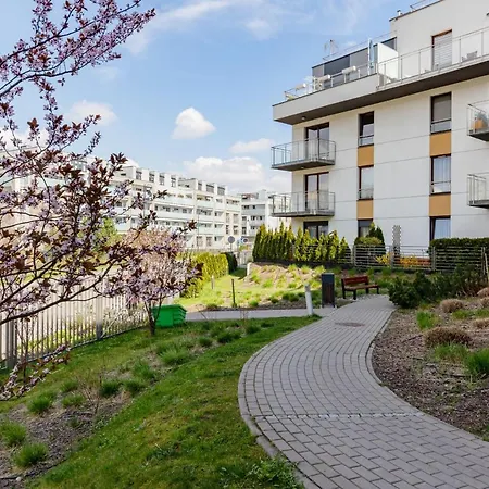 Silver Glam In Wilanow By Renters Apartament Warszawa