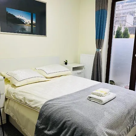 Guest house Near Airport Cybernetyki
