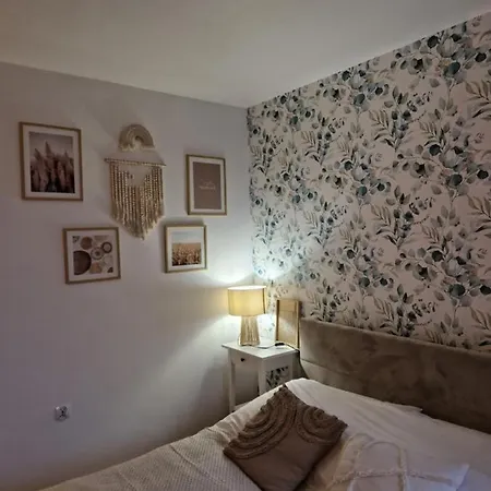Apartament Vizzit Us Twarda Warszawa