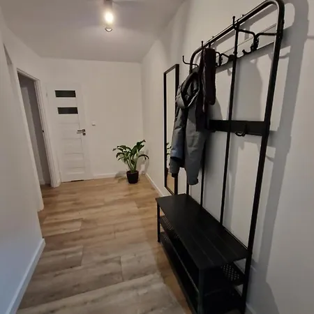 Apartament Vizzit Us Twarda