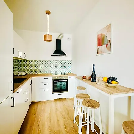 Cosy Okecie Apartment *
