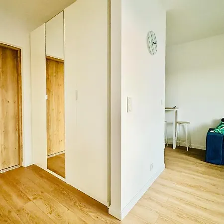 Apartment Cosy Okecie Warsaw