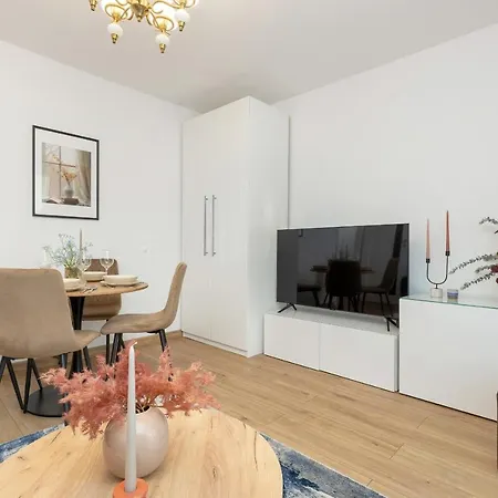 Zurawia By Renters Apartament Warszawa