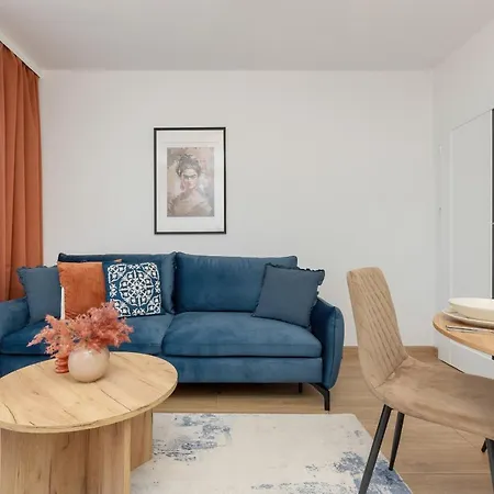 Zurawia By Renters Warszawa