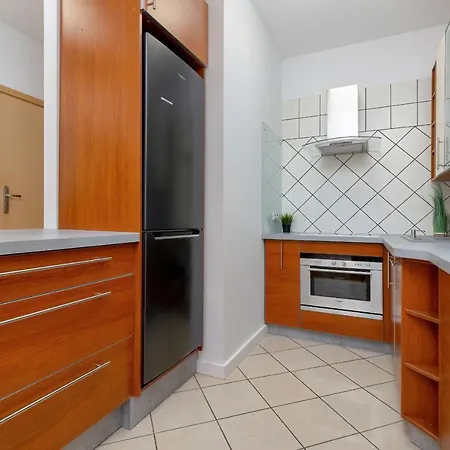 Spacious Near The Vistula River By Renters Apartament Warszawa