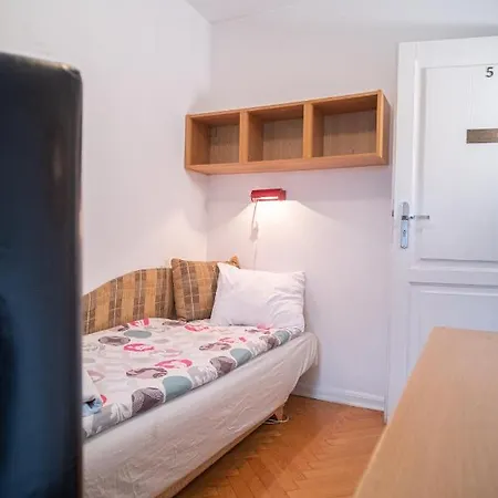 Apartment Charm Nowiniarska Warsaw