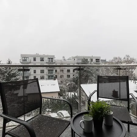 Apartament Superapart Bartycka 61 *