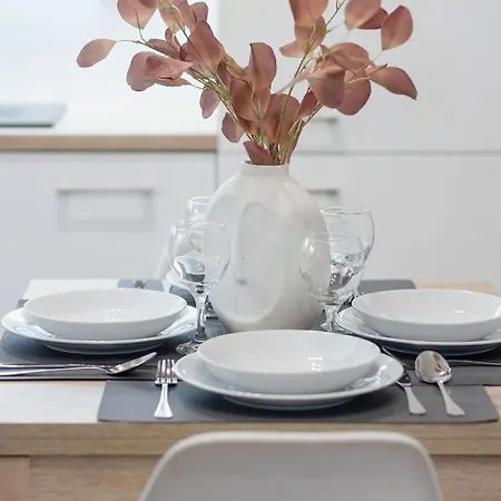 Chlodna Modern Near The Centre By Renters Apartment Warsaw