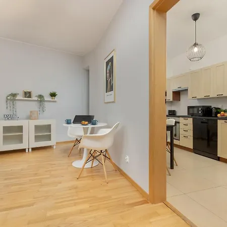 Apartament Gold & Blue Cozy In By Renters