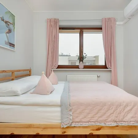 Gold & Blue Cozy In By Renters Apartament Warszawa