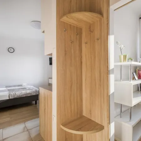 Apartament Solidarności Studio79 *