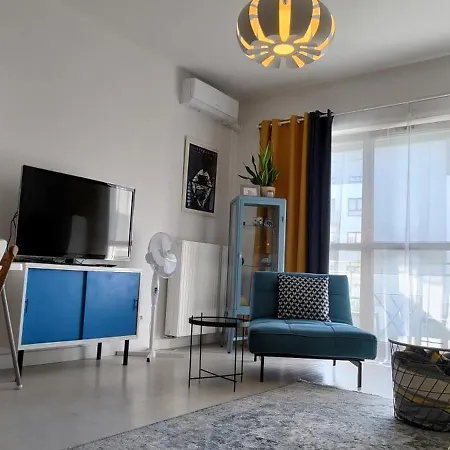 Wilanow Comfort, Klimatyzacja, Garaz, Fast Wifi Апартаменты *