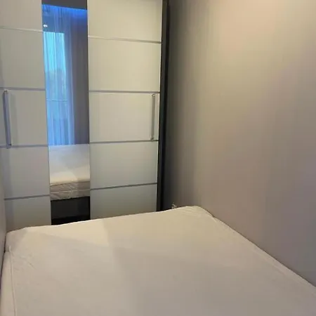 Apartment Komputerowa 8 Okecie