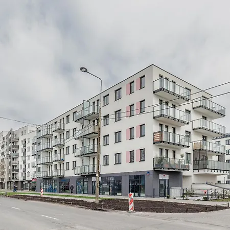 Relax&comfort New Waw 50 Sqm With Terrace, Garden, Free Parking And Ac Διαμέρισμα *