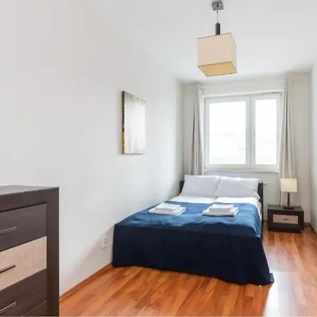Apartament Lucka *