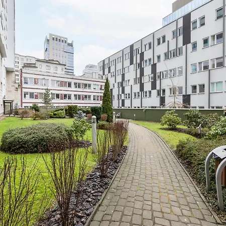 Beautiful By Renters Apartament