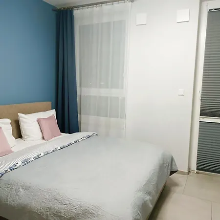 Wiktoryn 6a Daire Varşova