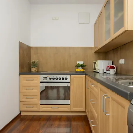 Beautiful By Renters Warszawa