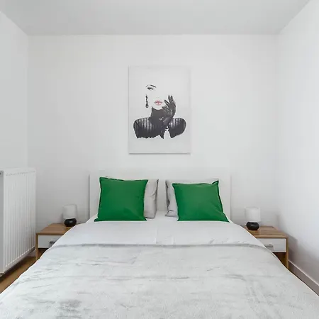 Enjoy! Ursus Apartment Warsaw