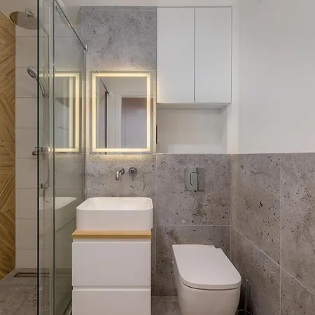 Muranow Modern With Balcony Ecru Wwa70 * Warsaw