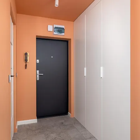 Muranow Modern With Balcony Ecru Wwa70 Apartment Warsaw