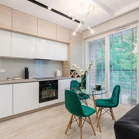 Vipwarsawapartments Pl Sienna 65 * Warszawa