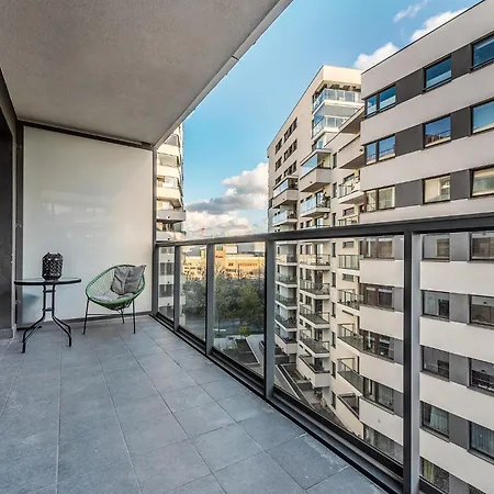 Appartement Lovely Studio. Good Location. *