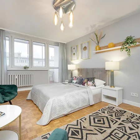 Unique Bright In By Renters Apartment