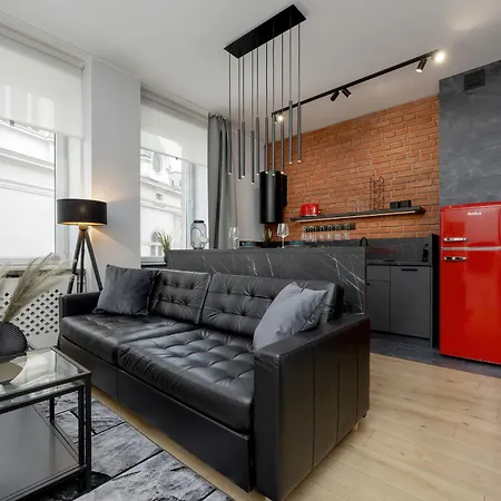 Exclusive Grey And Red In Center By Renters Apartament *