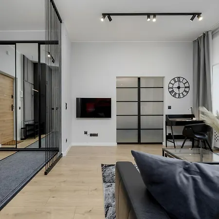 Exclusive Grey And Red In Center By Renters Apartament Warszawa
