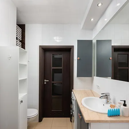 Park Praski 2-bedroom Apartament