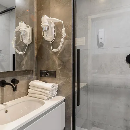 Apartament Lumina Modern Rondo Onz