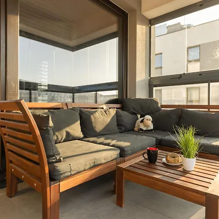 Emerald With Parking By Renters Apartament Warszawa