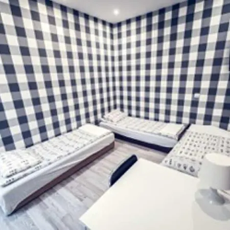 Hostel Praga *