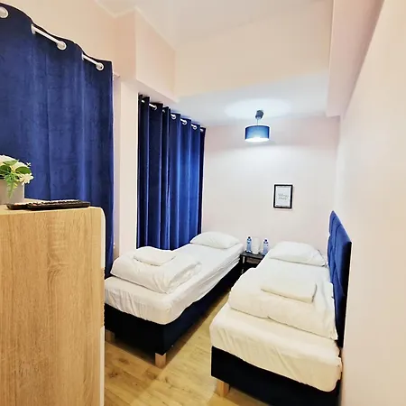 Hostel Helvetia Center And Old Town Warsaw