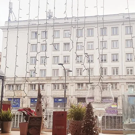 Apartment Center Near Public Swimming Pool *