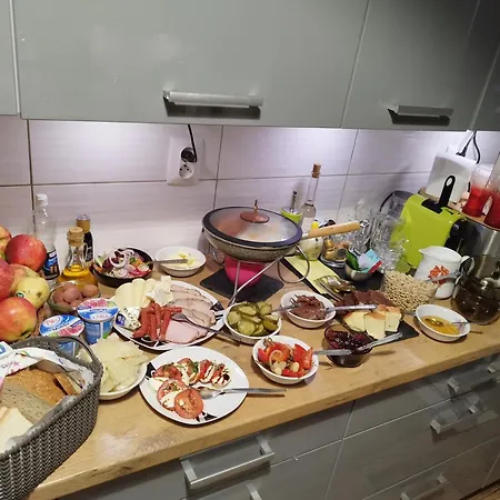 Niewielki Dla Jednej Osoby Lub Pary. * Warsaw