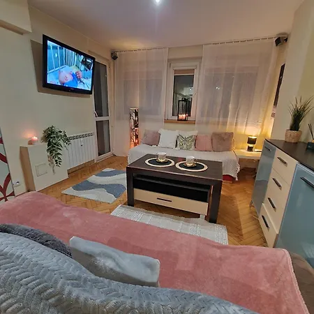 Apartament View And *