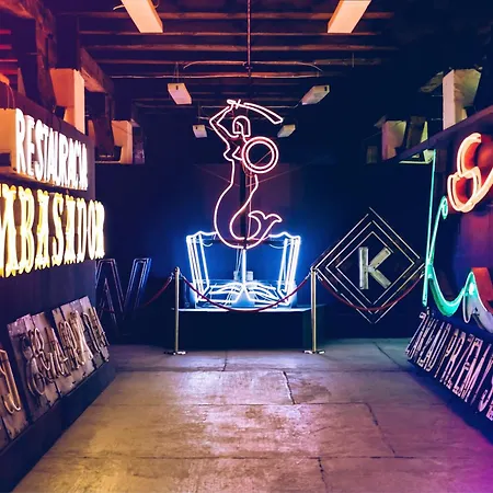 Rondo Onz Apartment