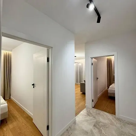 Apartment Forest Iv *