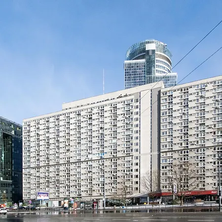 Rondo Onz * Warsaw