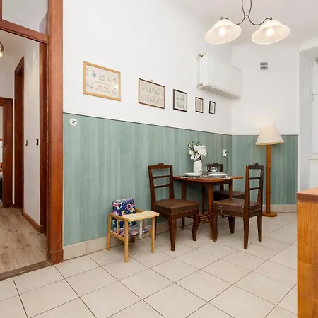 Apartment Vintage Praga By Renters *