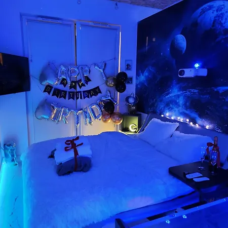House: With Jacuzzi, Prosecco & Wellness Facilities Warsaw